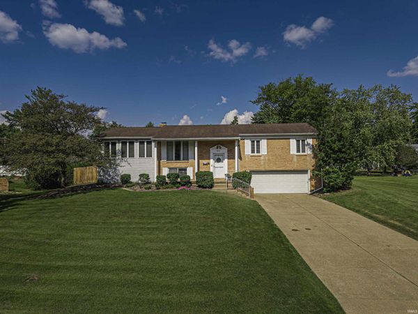 2906 Mockingbird Lane, Evansville, IN 47710