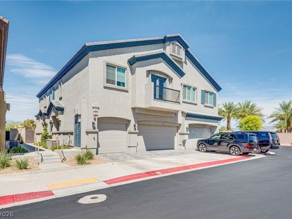 7575 Emerald Stars Street , Unit 102, North Las Vegas, NV 89084