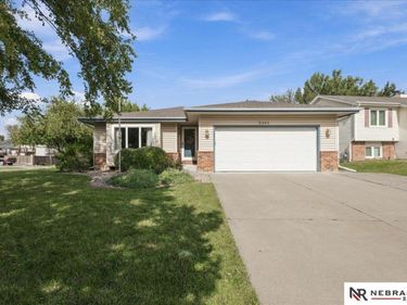 5340 NW 6th Street, Lincoln, NE 68521