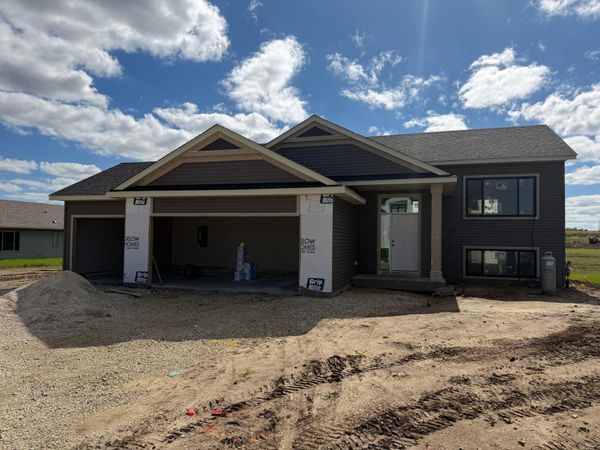 2219 Elk Run Drive SE, Pine Island, MN 55963