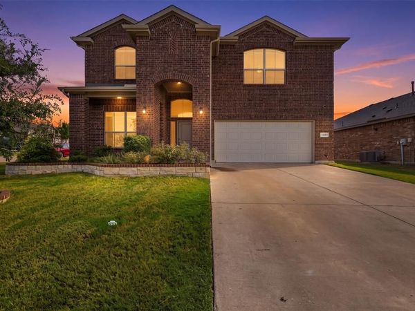 1101 Burlingame Drive, Cleburne, TX 76033