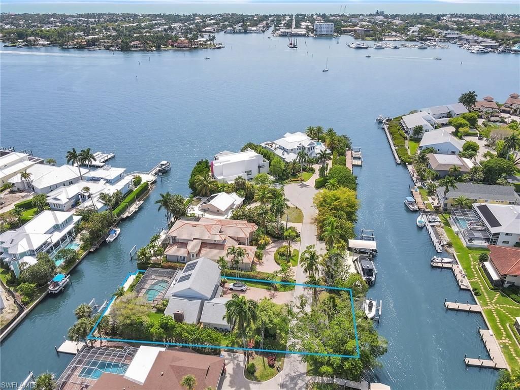 1420 Jewel Box Ave, Naples, FL 34102 Photo