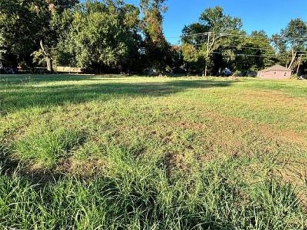 N Hickory Street, Pauls Valley, OK 73075