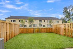 120 Dahlberg Street photo 4