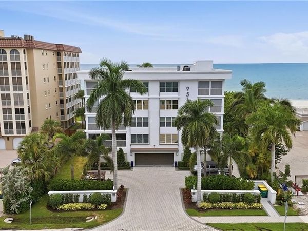 9517 Gulf Shore DR , Unit 403, NAPLES, FL 34108