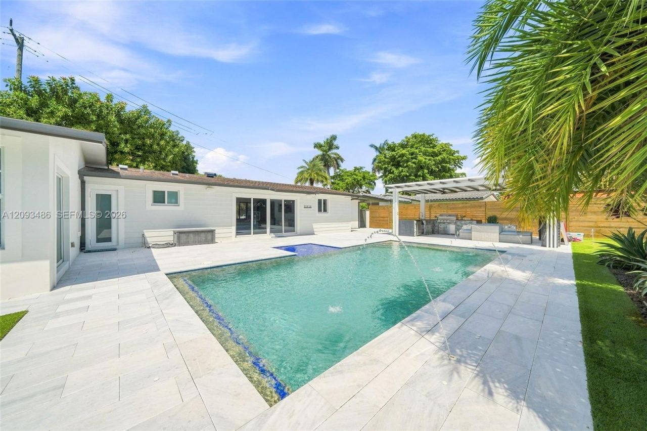 8031 SW 97th Ave , Miami, FL 33173 Photo