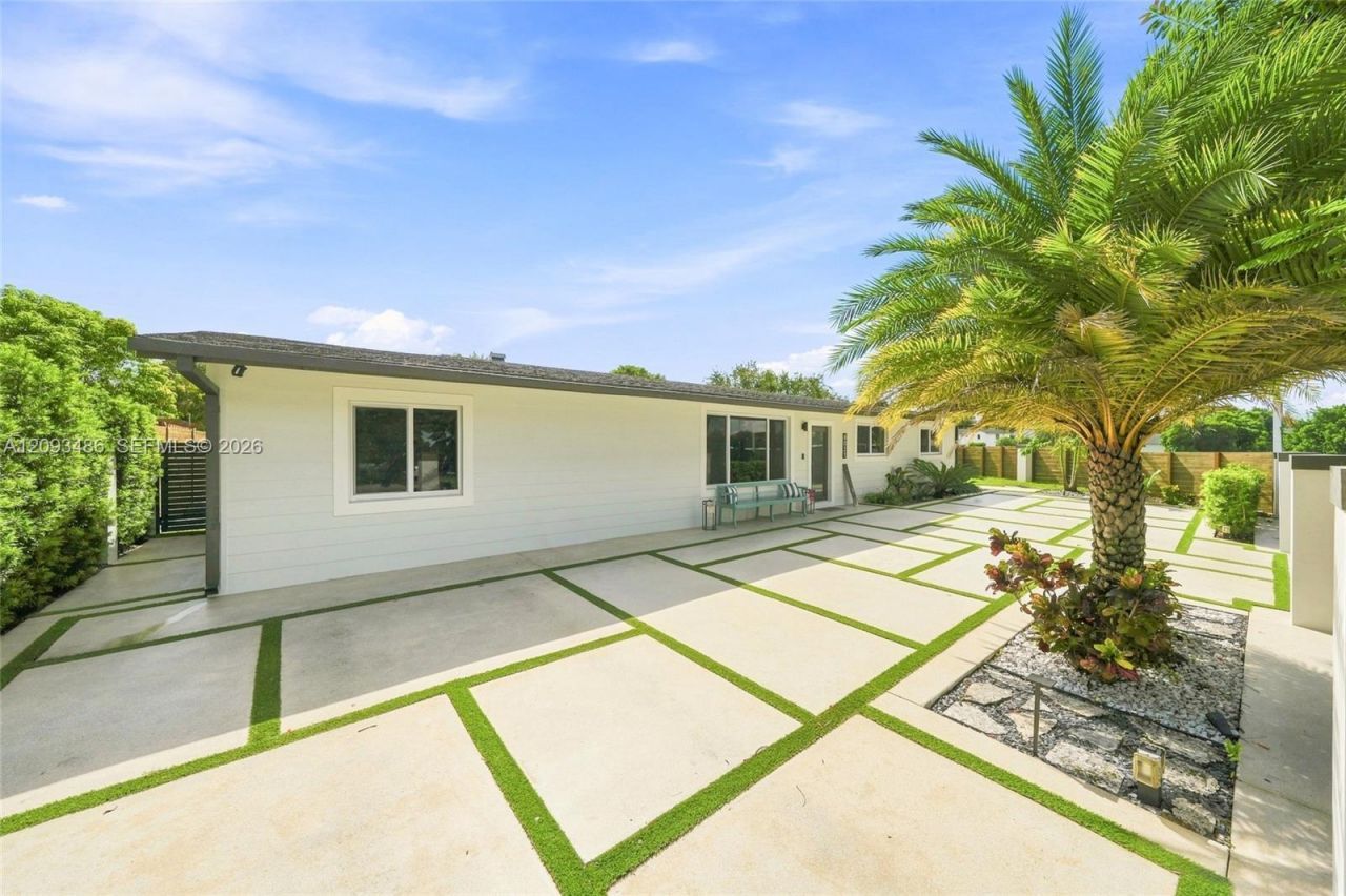 8031 SW 97th Ave , Miami, FL 33173 Photo