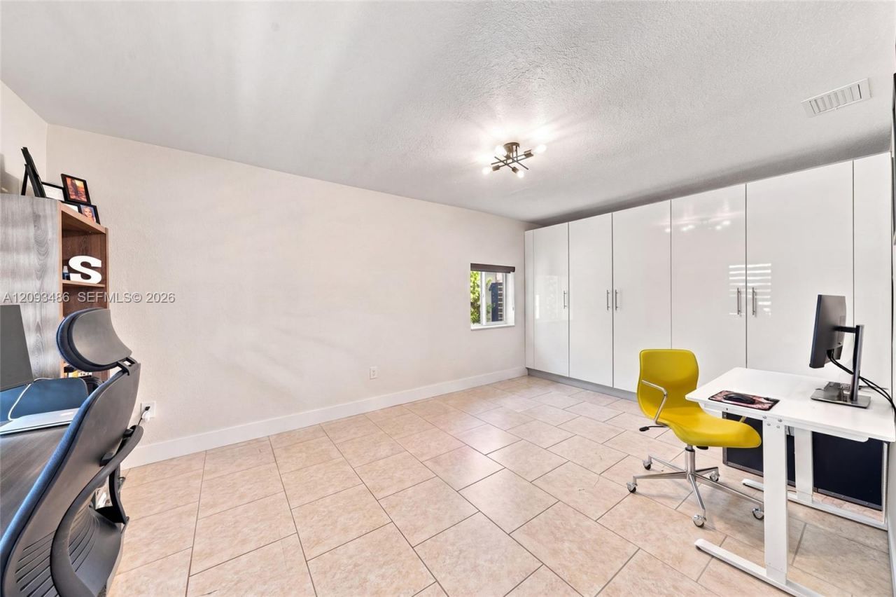 8031 SW 97th Ave , Miami, FL 33173 Photo