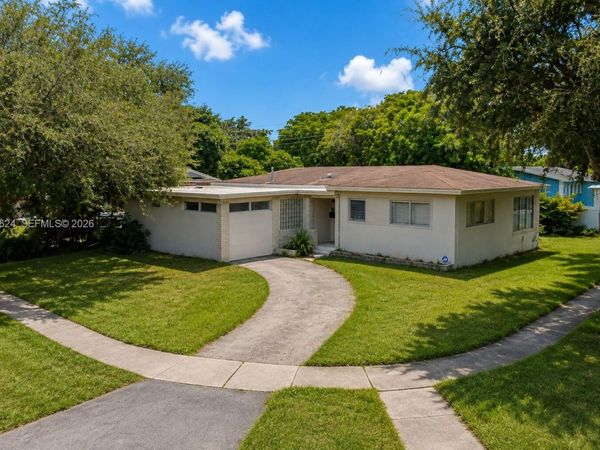 50 NE 132nd Ter , North Miami, FL 33161
