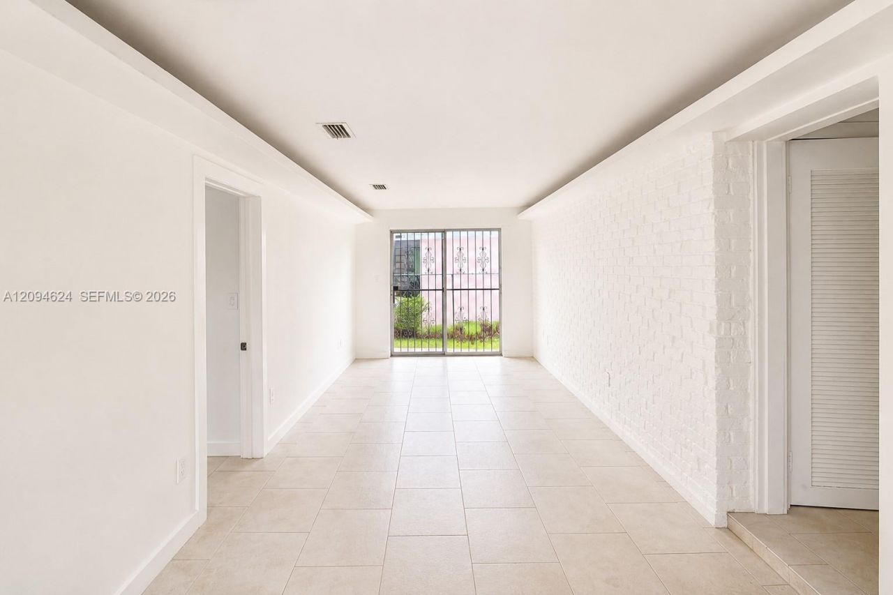 50 NE 132nd Ter, North Miami, FL 33161 Photo