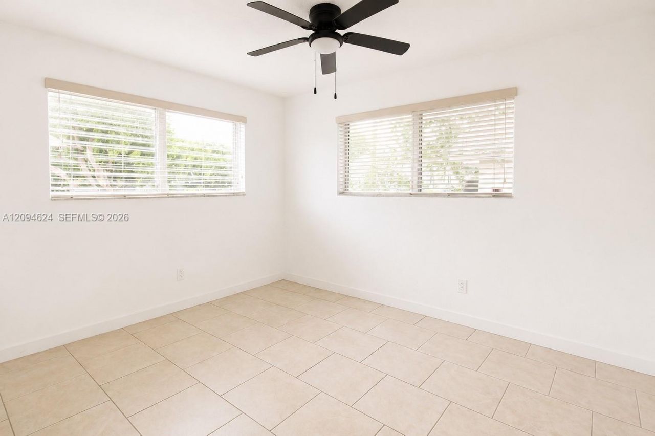 50 NE 132nd Ter, North Miami, FL 33161 Photo