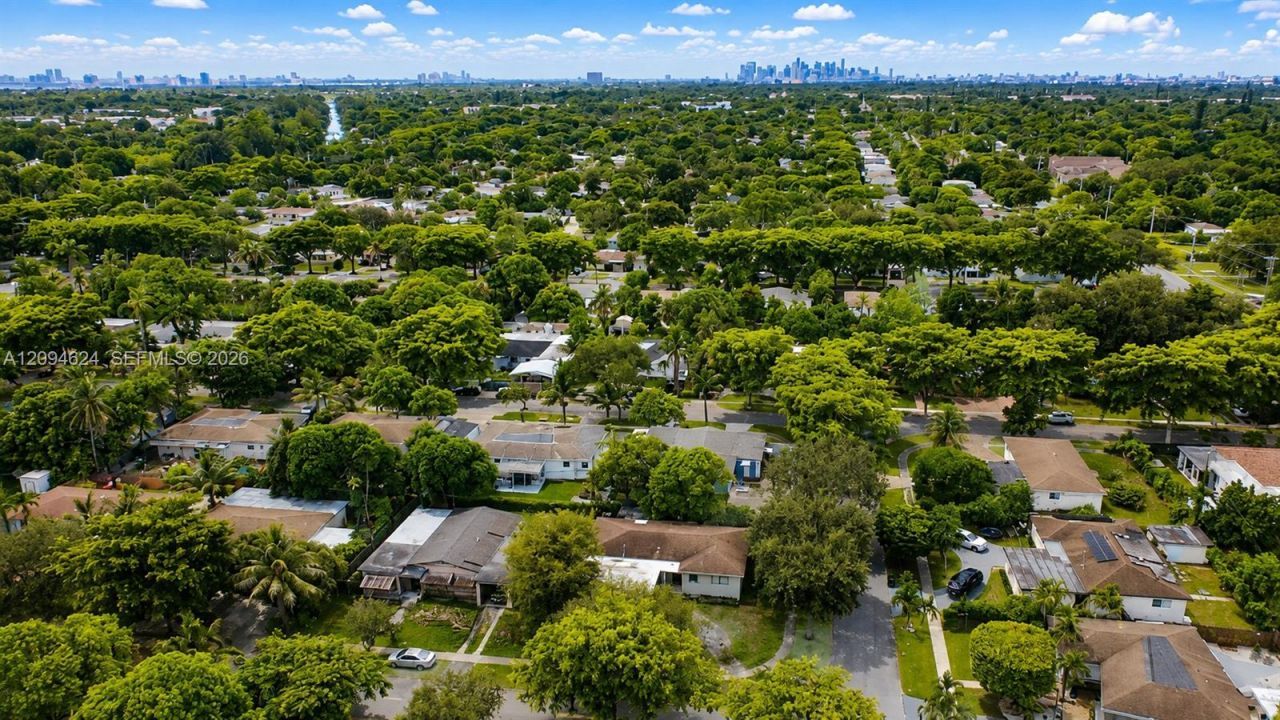 50 NE 132nd Ter, North Miami, FL 33161 Photo