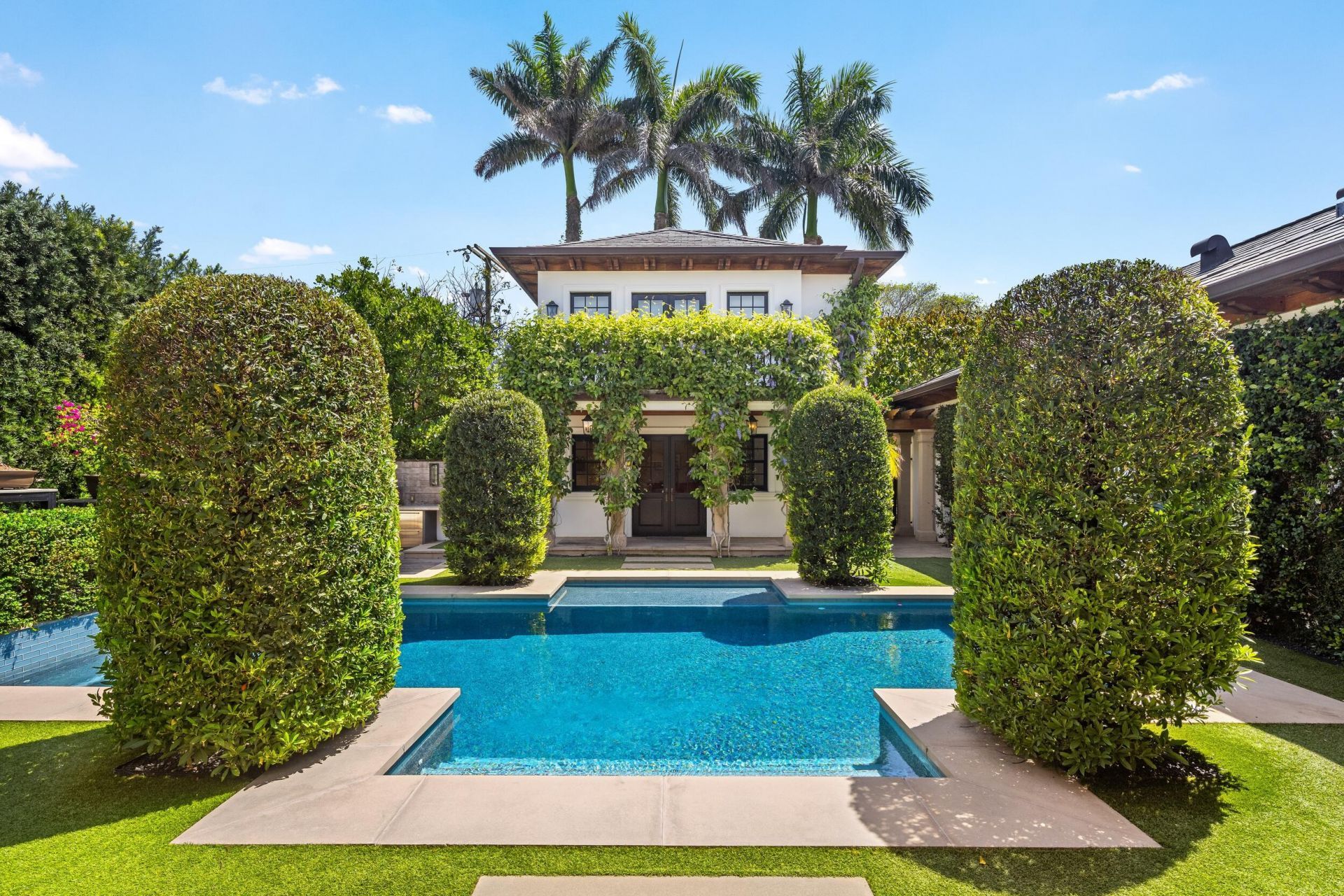 1053 N Lake Way, Palm Beach, FL 33480 Photo