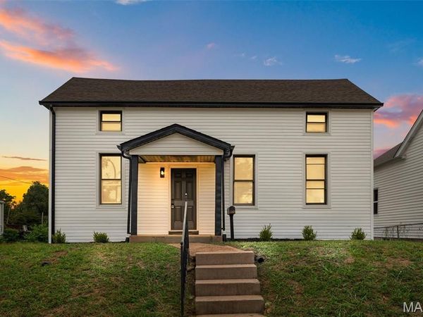 4463 Beck Avenue , St Louis, MO 63116
