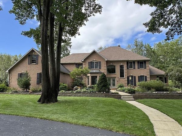 55015 Colonial Ridge Drive, Bristol, IN 46507