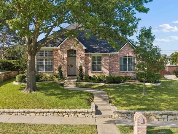 5213 Saint Charles Drive , Rowlett, TX 75088