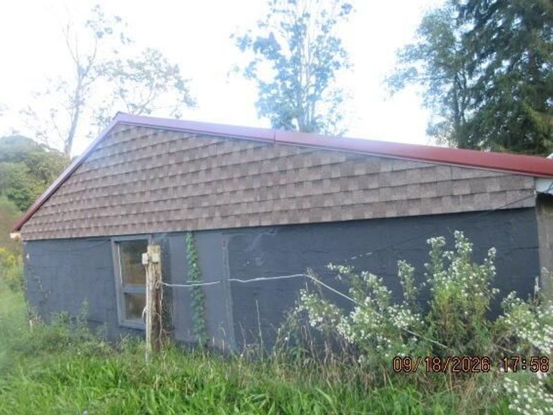 4308 Flat Road SE, Uhrichsville, OH 44683 Photo 5