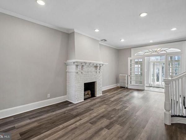 6033 W OXFORD STREET, PHILADELPHIA, PA 19151