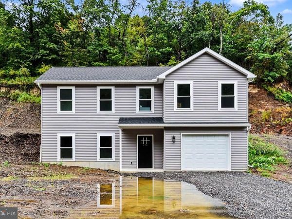 476 GRAVEL HILL ROAD , NEWPORT, PA 17074