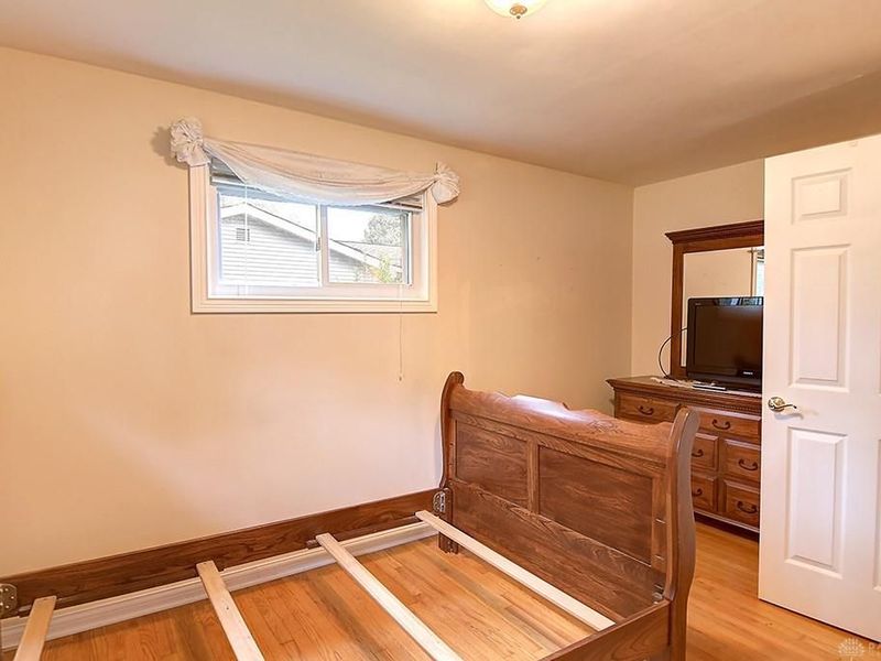 7819 Lyn Drive, Franklin, OH 45005 Photo 13