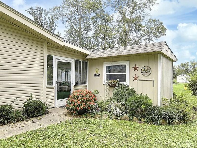 7819 Lyn Drive, Franklin, OH 45005 Photo 3