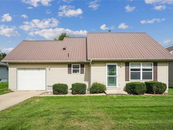 506 W 2nd Street, Mechanicsville, IA 52306