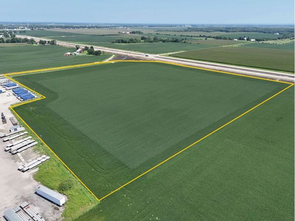 US-61 , Mediapolis, IA 52637