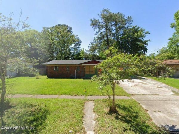 5528 BOEING Drive, Jacksonville, FL 32207