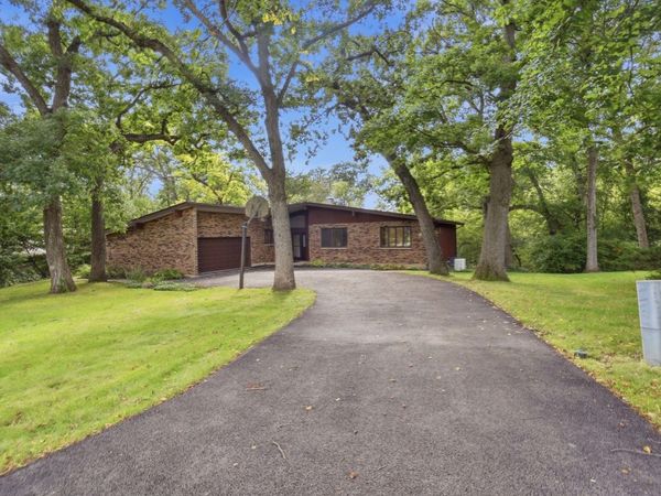 172 Hilltop Court, Sleepy Hollow, IL 60118
