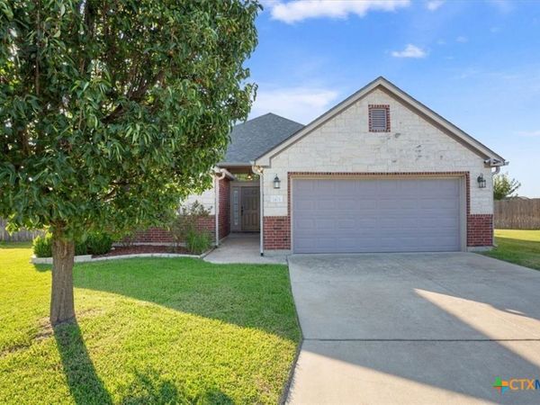 1421 Neuberry Cliffe , Temple, TX 76502