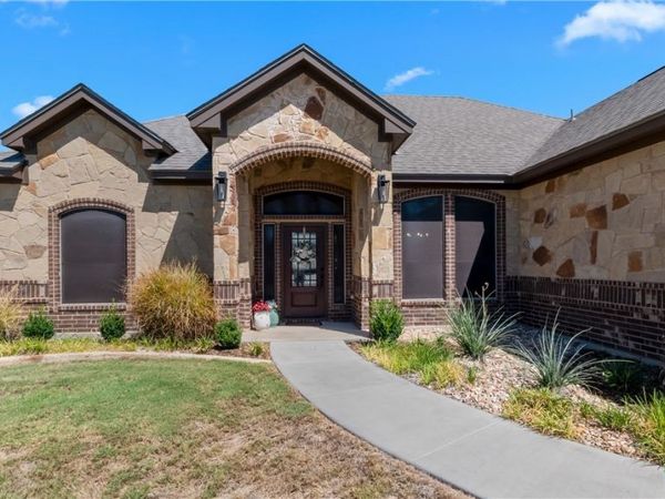 812 Eagle Crest Cove , Salado, TX 76571