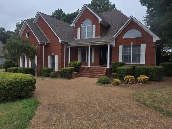11 Wyndhurst Drive , Jackson, TN 38305