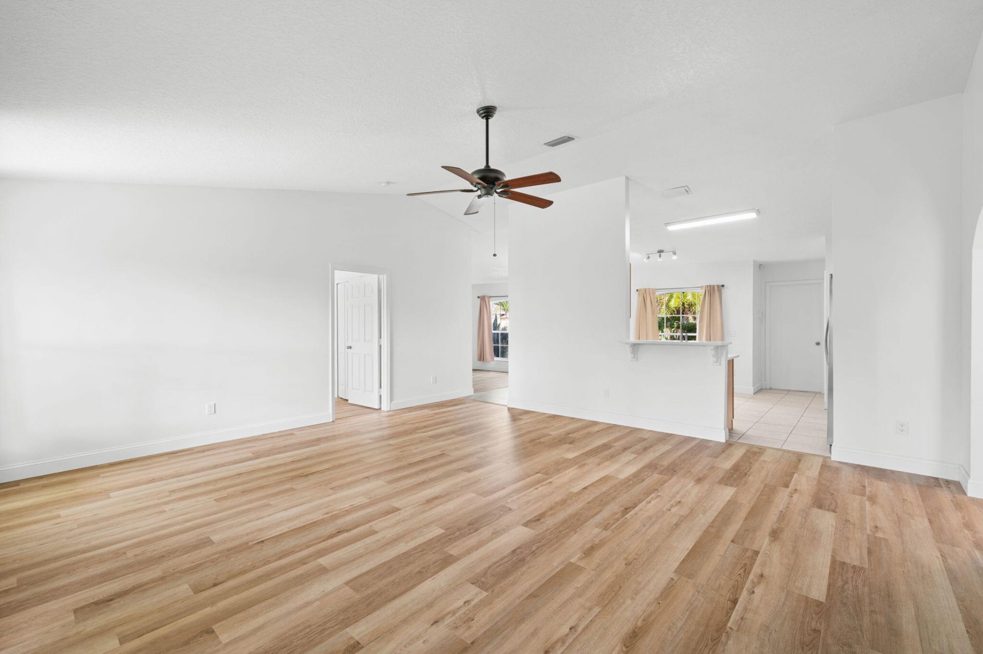 5323 NW Perez Court, Port Saint Lucie, FL 34983 Photo