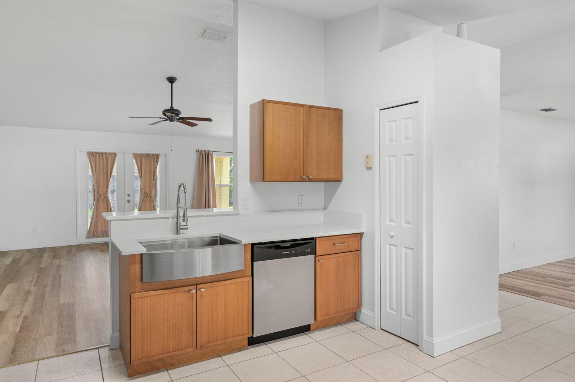 5323 NW Perez Court, Port Saint Lucie, FL 34983 Photo