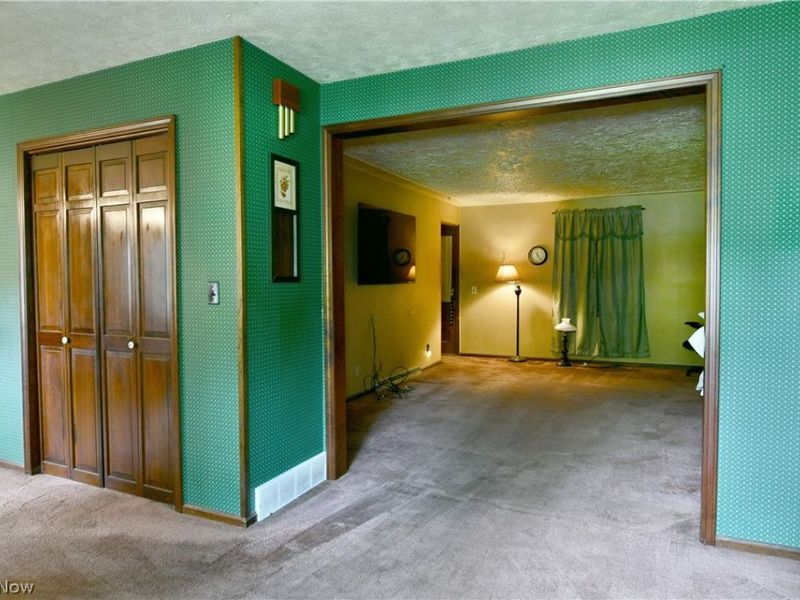 884 Keefer Road, Girard, OH 44420 Photo 32