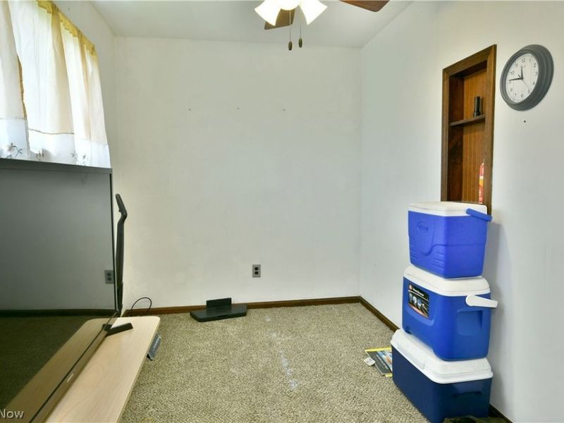 884 Keefer Road, Girard, OH 44420 Photo 7