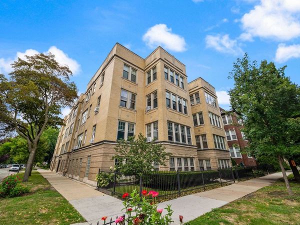 5030 N Leavitt Street , Unit 3, Chicago, IL 60625