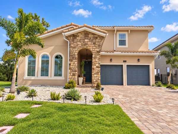 15603 VETTA DRIVE , MONTVERDE, FL 34756