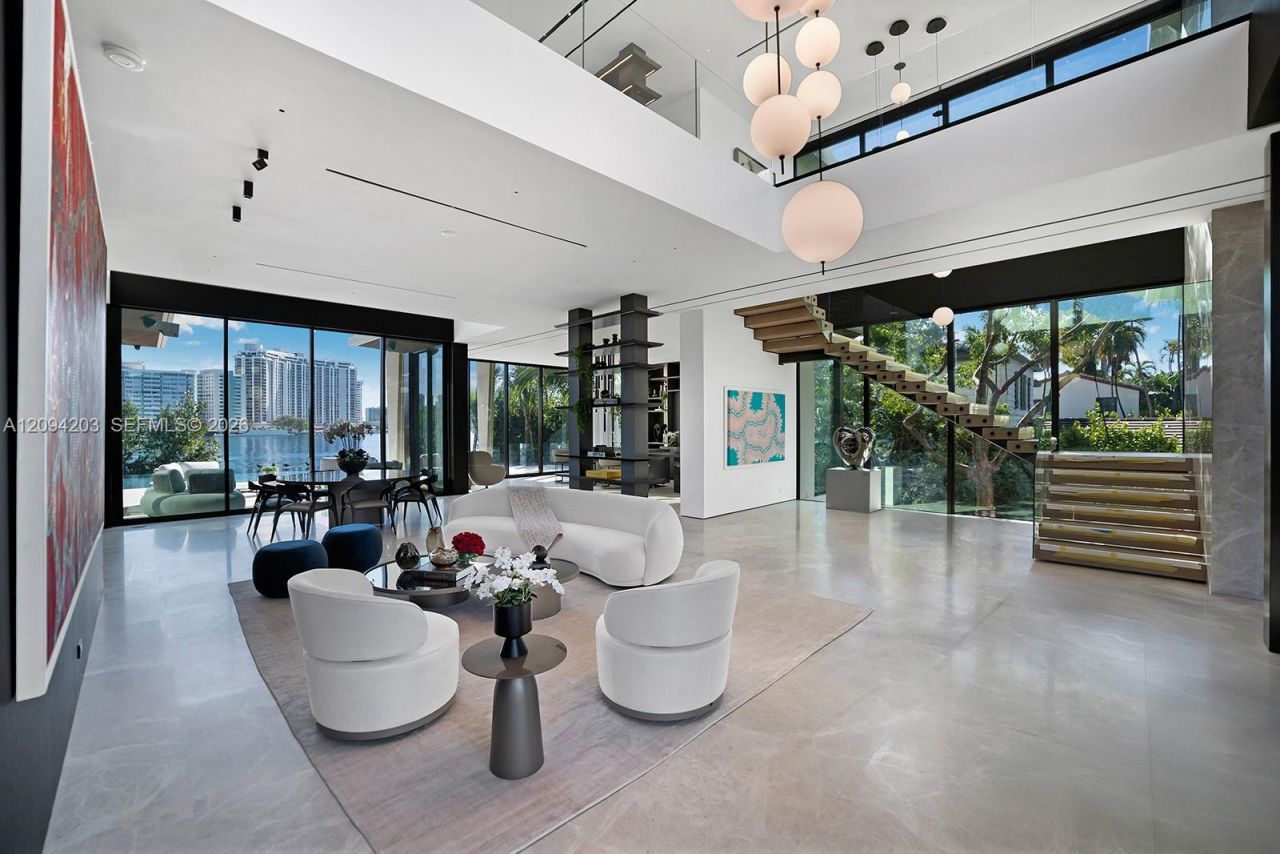 217 E Rivo Alto Dr , Miami Beach, FL 33139 Photo