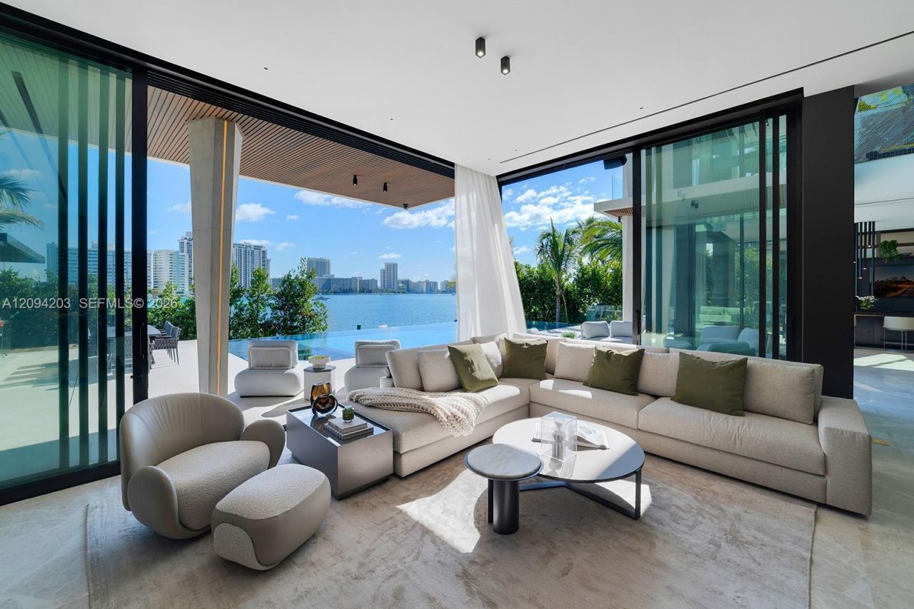 217 E Rivo Alto Dr , Miami Beach, FL 33139 Photo