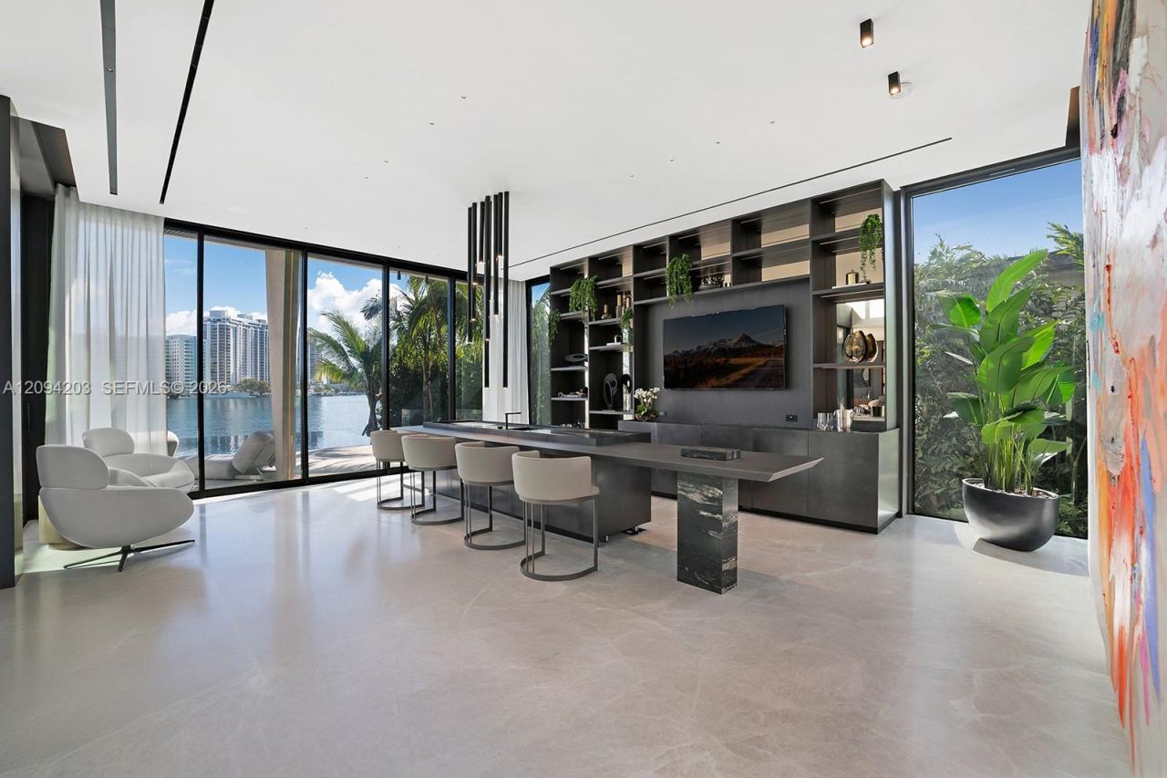 217 E Rivo Alto Dr , Miami Beach, FL 33139 Photo