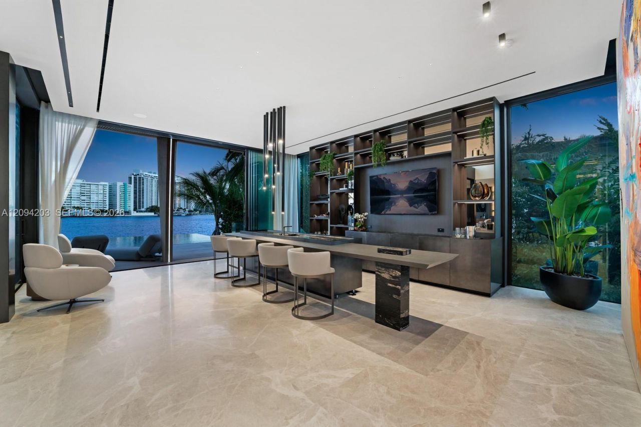 217 E Rivo Alto Dr , Miami Beach, FL 33139 Photo