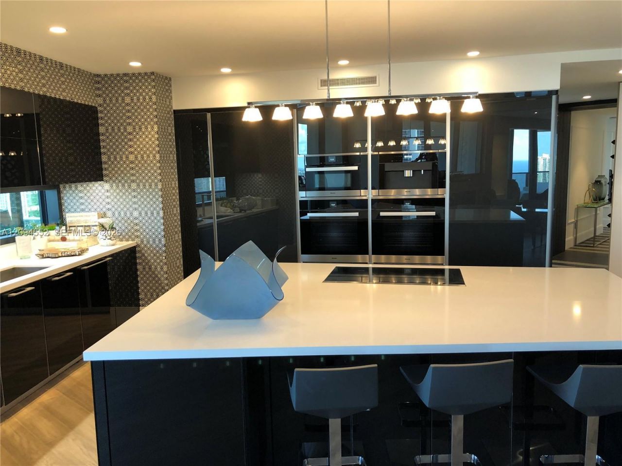 18555 Collins Ave , Unit 2903, Sunny Isles Beach, FL 33160 Photo