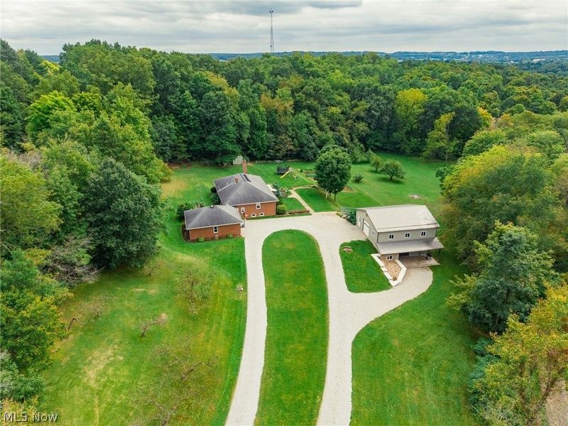 17943 Dover Road, Dundee, OH 44627 Photo 1