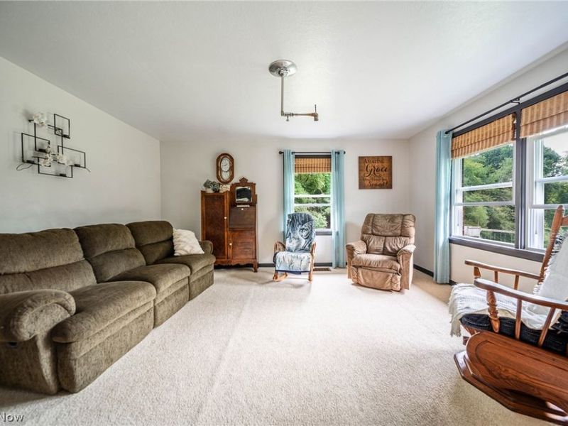 17943 Dover Road, Dundee, OH 44627 Photo 15