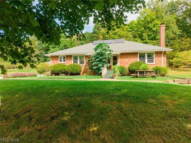 17943 Dover Road, Dundee, OH 44627 Photo 2