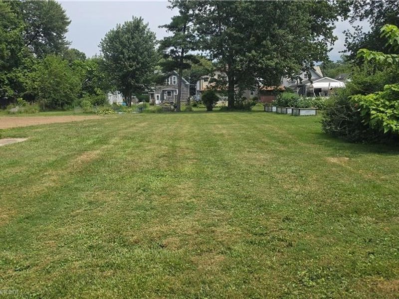 1328 Myrtle Avenue, Ashtabula, OH 44004 Photo 5