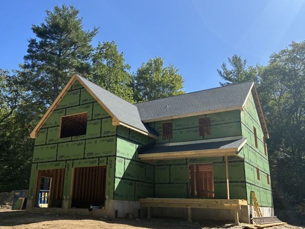 9 Oak Drive, Oxford, MA 01540