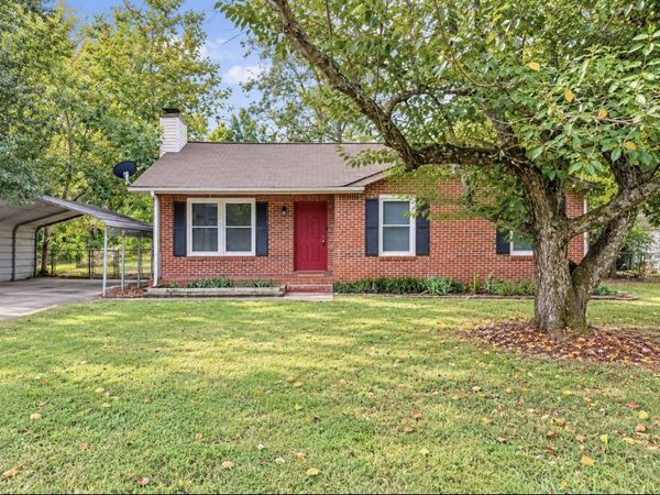 3446 Arvin Dr , Clarksville, TN 37042