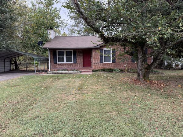 3446 Arvin Dr , Clarksville, TN 37042